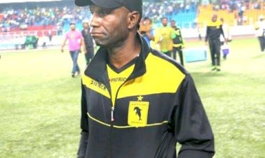 As V. club/C1 CAF : Florent Ibenge apparu et dissipe les rumeurs