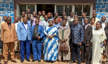 Sud-Kivu : La Ministre provinciale rassemble les acteurs scolaires pour mettre fin à la grève des enseignants