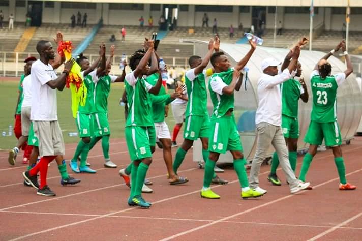 C2 CAF : DCMP signe joyeusement son entrée devant Renard de Melong (2-0)
